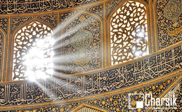 نقش و تاثیر نور در معماری های مذهبی مسیحیت و اسلام