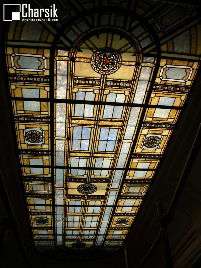 گنبد شیشه ای سقف تزئینی