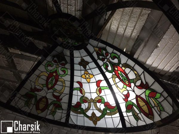 نورگیر سقفی تزئینی چارسیک گنبد شیشه ای استین گلس
