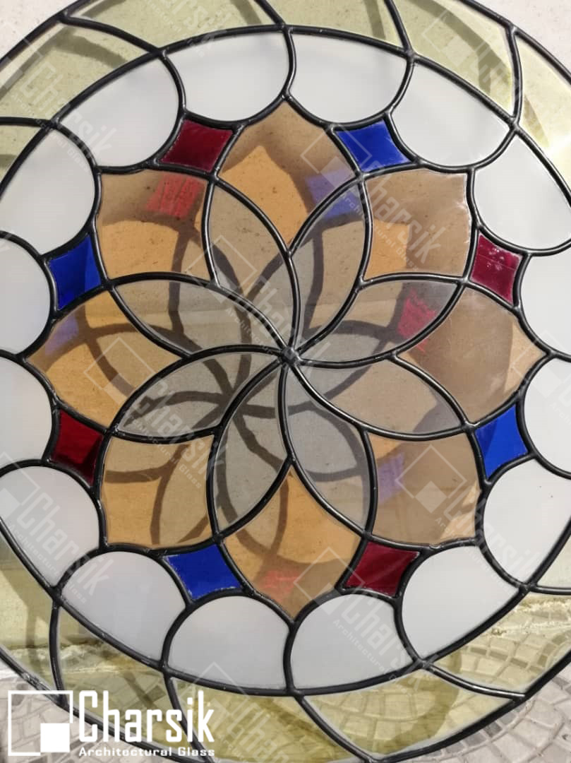 شیشه تزئینی استیندگلس